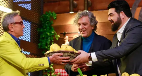 Masterchef in trasferta in Val di Pejo: giovedì va in onda la puntata (registrata in giugno)