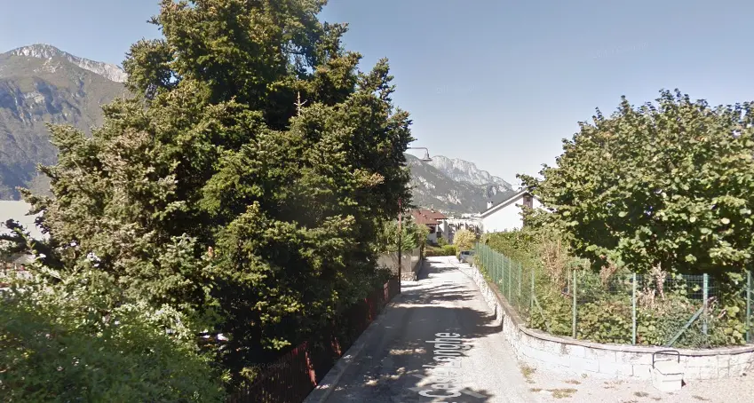 Lite tra due amici a Mattarello: finisce con una coltellata al polmone, arrestato l’aggressore