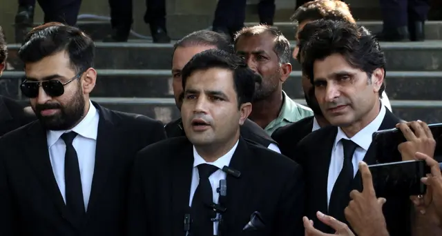 Pakistan: Alta corte sospende la condanna di Imran Khan