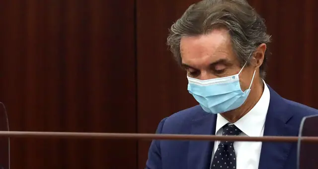 Caso camici: Procura Milano chiede processo per Fontana