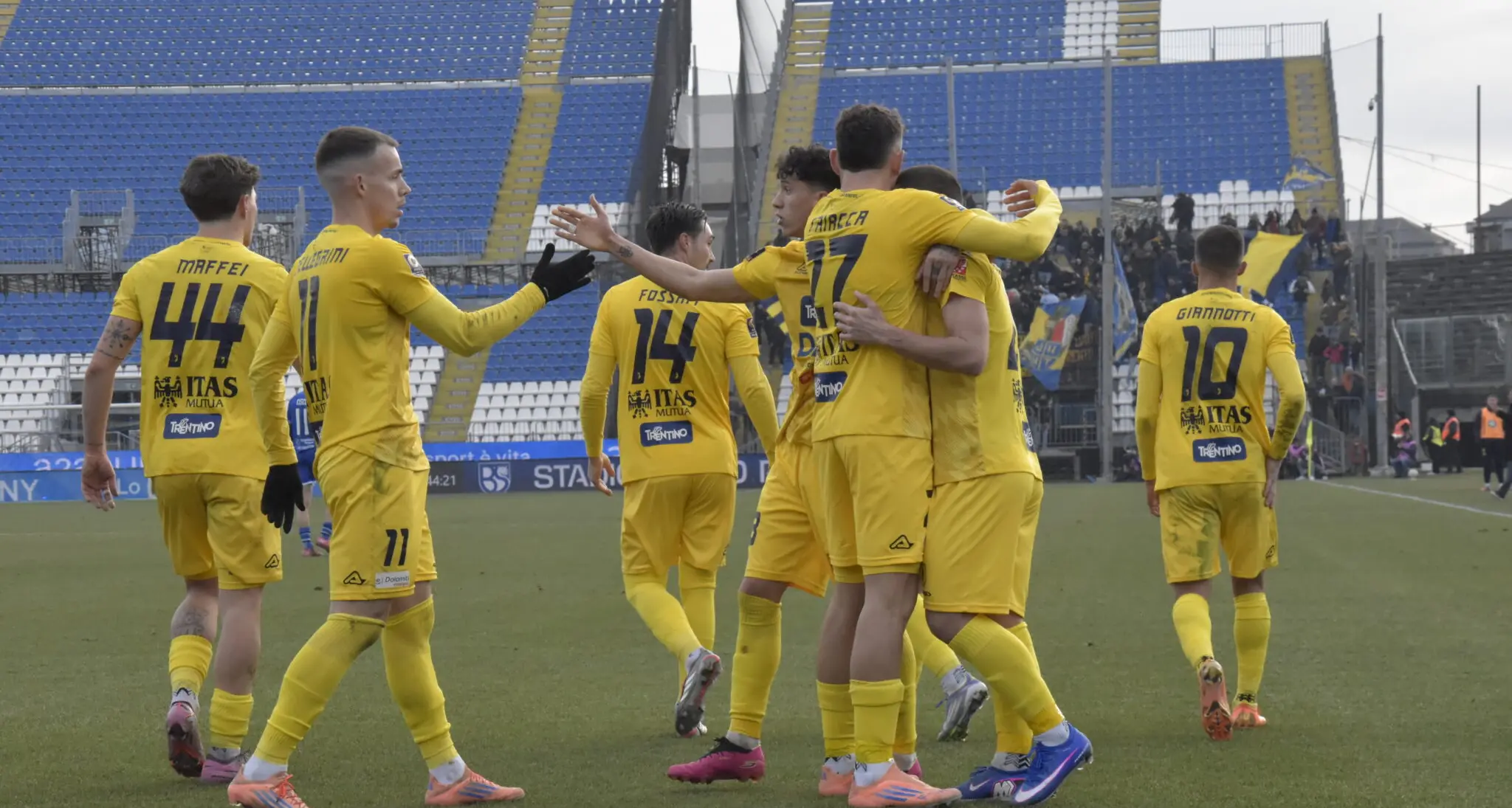 Trento ko a Brescia 2-1 tra polemiche e decisioni contestate