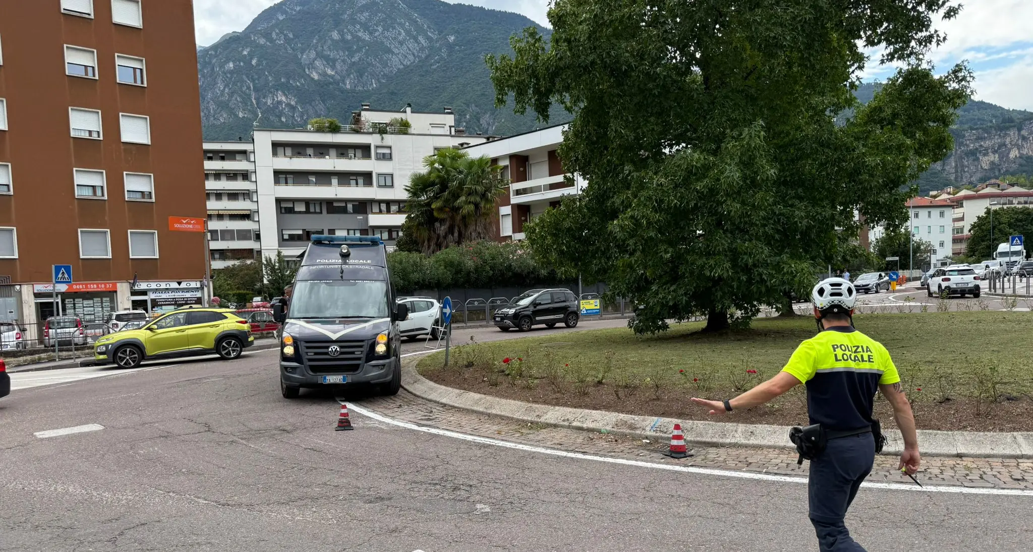Clarina: urtato da un’auto mentre va in bici, ferito un uomo di 70 anni