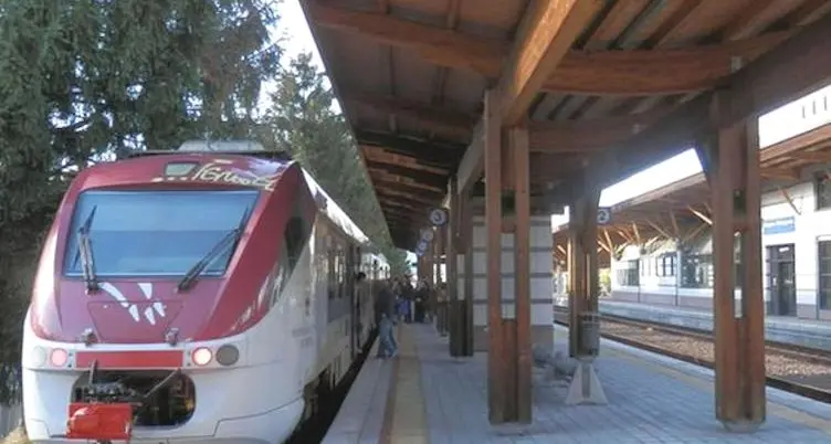 Ferrovia della Valsugana chiusa un anno, dubbi e timori fra commercianti e residenti dell’Alta Valsugana
