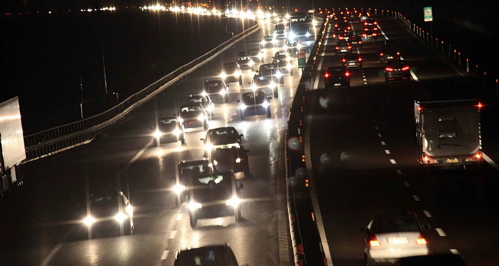 Indennità dei vertici A22, in attesa della concessione, tutto rinviato di un mese