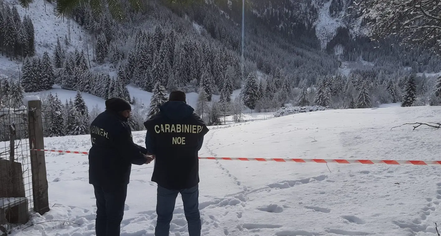 I carabinieri del Noe sequestrano la discarica a Stavel di Vermiglio: indagati i quattro sindaci che dal 2003 hanno consentito l’attività