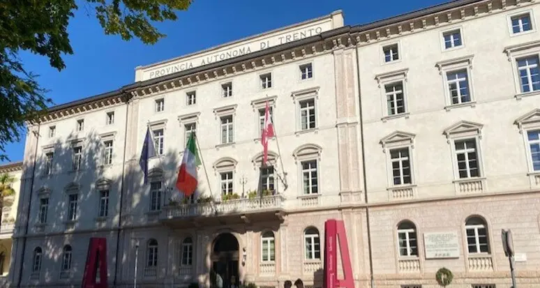 Via libera all’accordo sul rinnovo del contratto per 14mila dipendenti pubblici