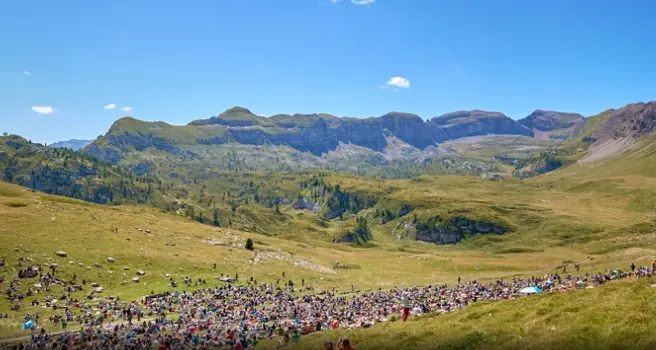 Suoni delle Dolomiti, partenza con il botto: in 2500 per i Radiodervish ed il loro omaggio a Battiato