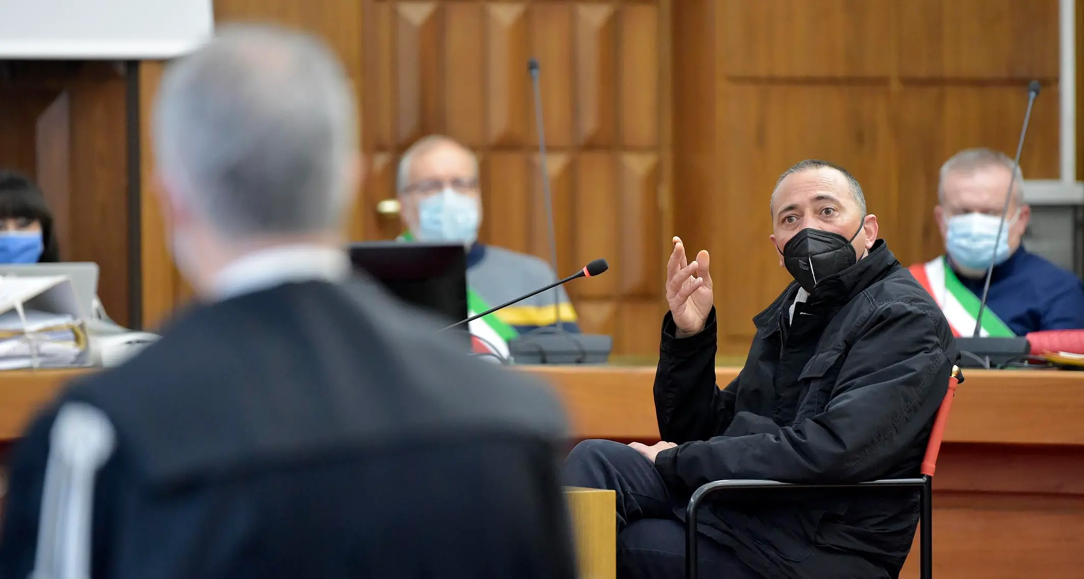 Omicidio Perraro, Manfrini fa appello (per evitare l'ergastolo), la sua difesa si infoltisce con un altro avvocato