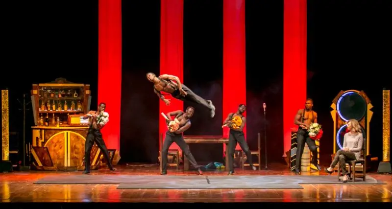 Tre serate di Capodanno al Sociale con \"Black Blues Brothers\" show: teatro acrobatico e musicale
