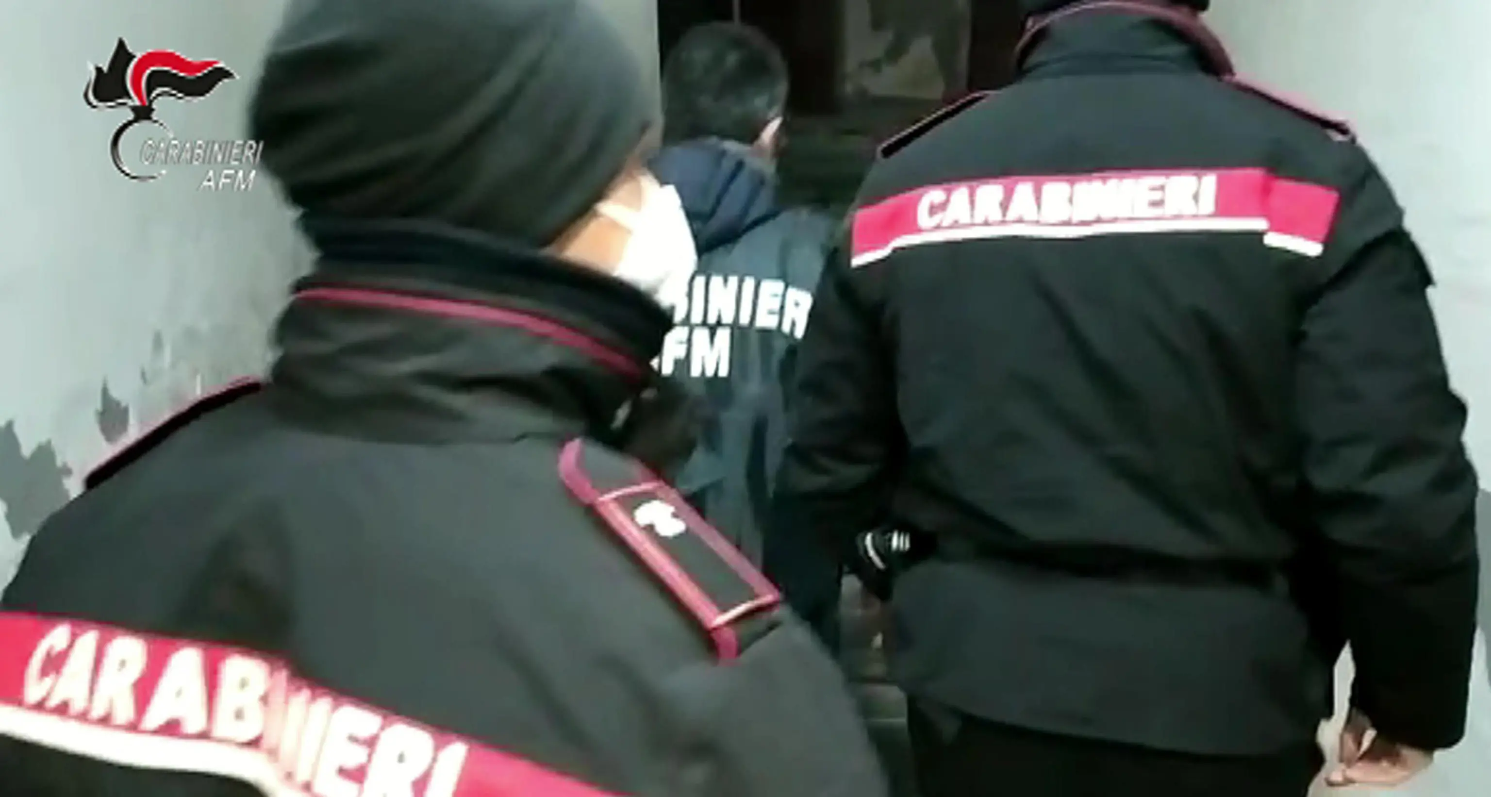 Trentina arrestata a Varna: tenta la truffa a un'anziana, poi aggredisce un carabiniere