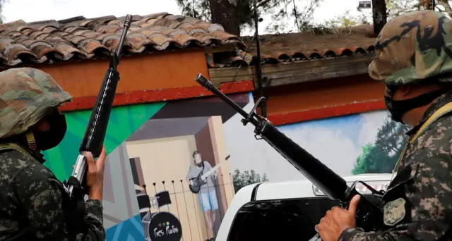 Honduras: aperti i seggi, due i favoriti per la presidenza