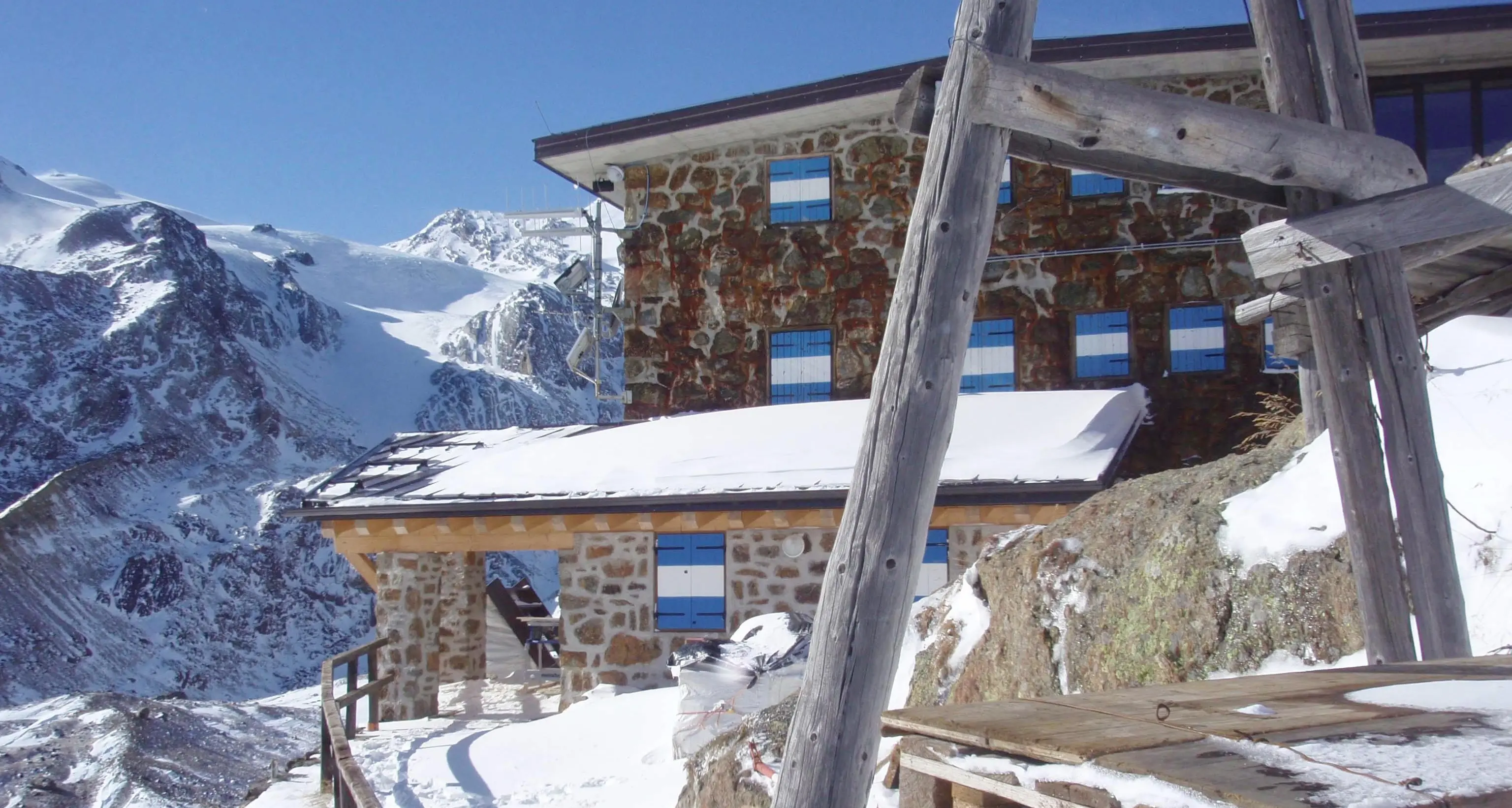 Una piattaforma della Sat per prenotare i rifugi: il Cai lancia la sua rete online, in Trentino «ci si è presi per tempo» per l’estate