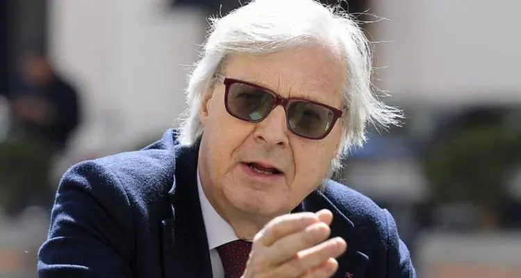 Sgarbi attacca lo spot Dietorelle per un bacio fra due ragazze: «è il ddl Zan»