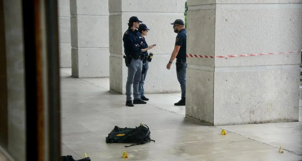 Bolzano, allarme in tribunale per uno zaino e due borse sospette. Oggi si apre il processo d’appello per Benno