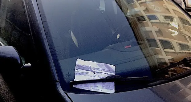 Martignano: insegnanti multati per raggiungere la scuola: “Ora vogliamo chiarezza”