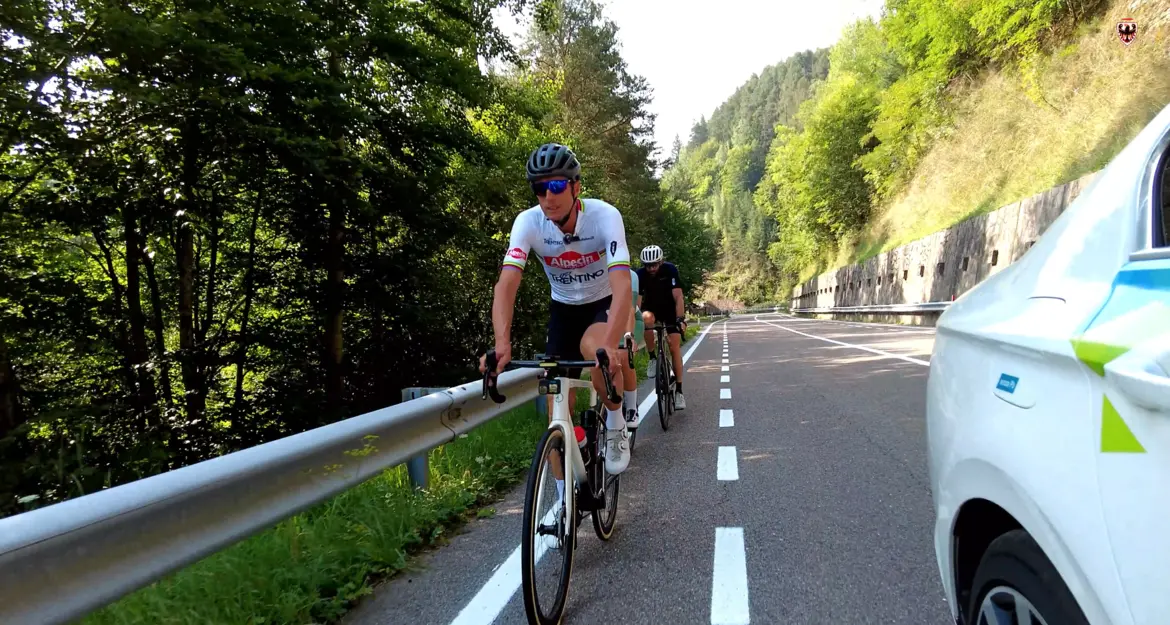 Trenta chilometri di corsie ciclabili urbane sulle strade del Trentino. In memoria di Sara Piffer e Matteo Lorenzi