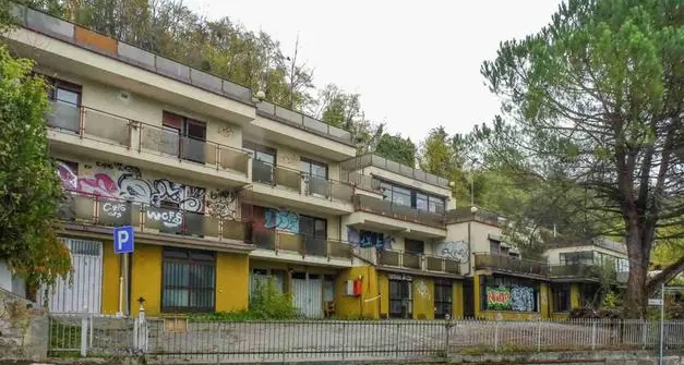 Hotel, 143 strutture dismesse da oltre 10 anni. Per 56 la destinazione d'uso non risulta più quella alberghiera