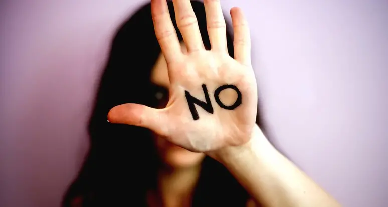 Seguiti 200 uomini con trascorsi di violenza in Trentino: 10 anni di corsi delle Associazioni per le famiglie in difficoltà