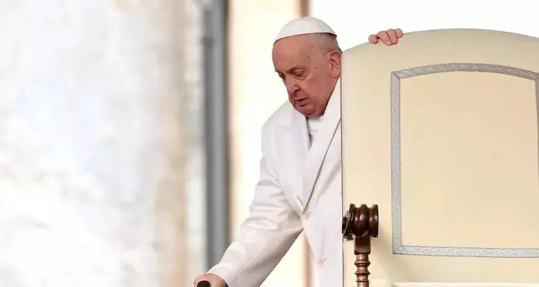Addio a Papa Francesco, cosa succede dopo la morte: dai funerali al Conclave