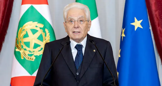 25 aprile:Mattarella all'Altare della Patria rende omaggio ai caduti