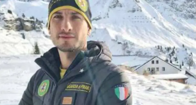 Finanza in quota, parla il maresciallo Riccardo Manfredi: salvare è una missione