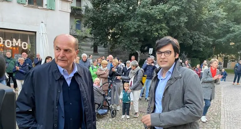 Bersani: “Se l'autonomia serve ad avere qualche soldo in più degli altri per fare ottimi concerti, è troppo facile”