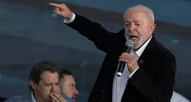 Francia, Lula brinda: dimostrata grandezza e maturità
