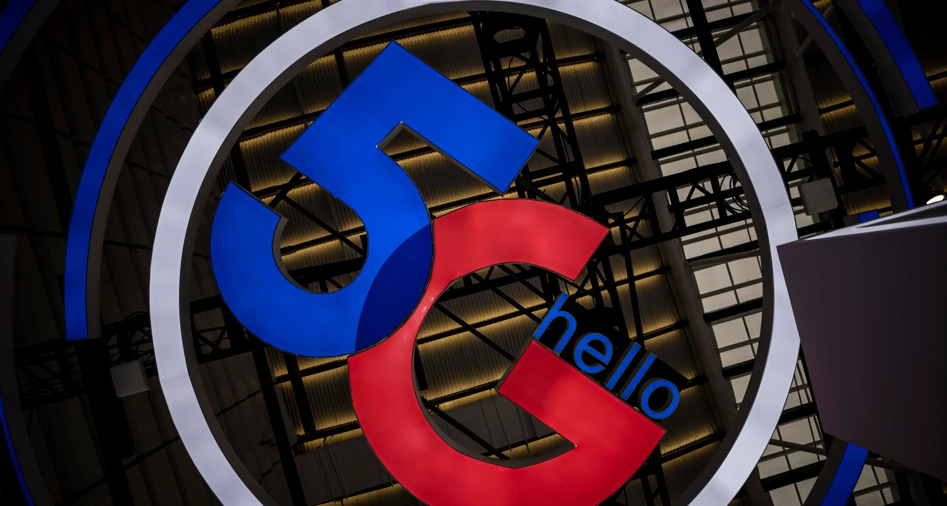 Contro il 5G, il capogruppo di Onda Civica annuncia: «Due giorni di sciopero della fame»