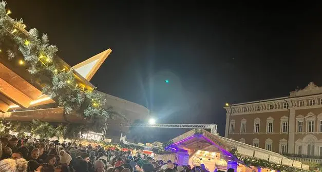 Mercatini di Trento in flessione, ombre su piazza Mostra. Gli organizzatori: “È stato comunque un successo”