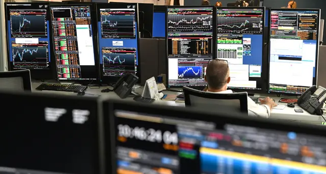 Borsa: l'Europa in avvio è positiva, Parigi +0,32%
