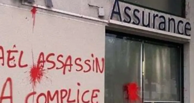 Anarchici rivendicano danneggiamenti alla sede di un’assicurazione di Trento
