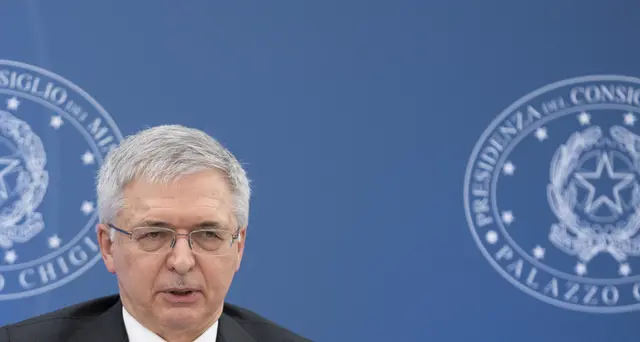 Def: Franco, anche con Pil piatto crescita sarebbe 2,3%