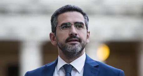 Capo dello Stato, Fraccaro rischia di essere essere espulso dal M5s. Secondo “Repubblica” avrebbe promesso voti pentastellati a Salvini