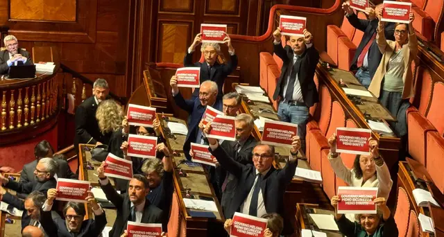 Dl sicurezza: sfuma emendamento in commissione, rischio muro opposizioni