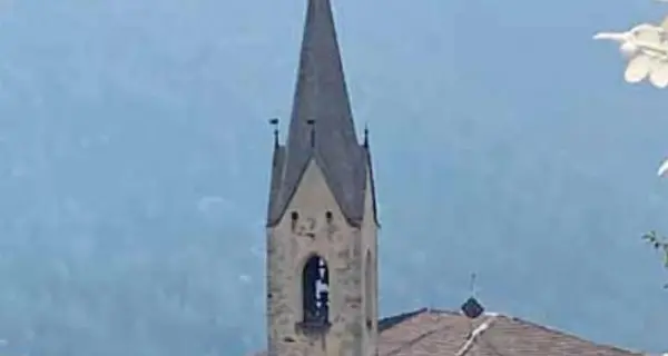 Esposto dei turisti contro le campane della chiesa: il tribunale le “assolve”