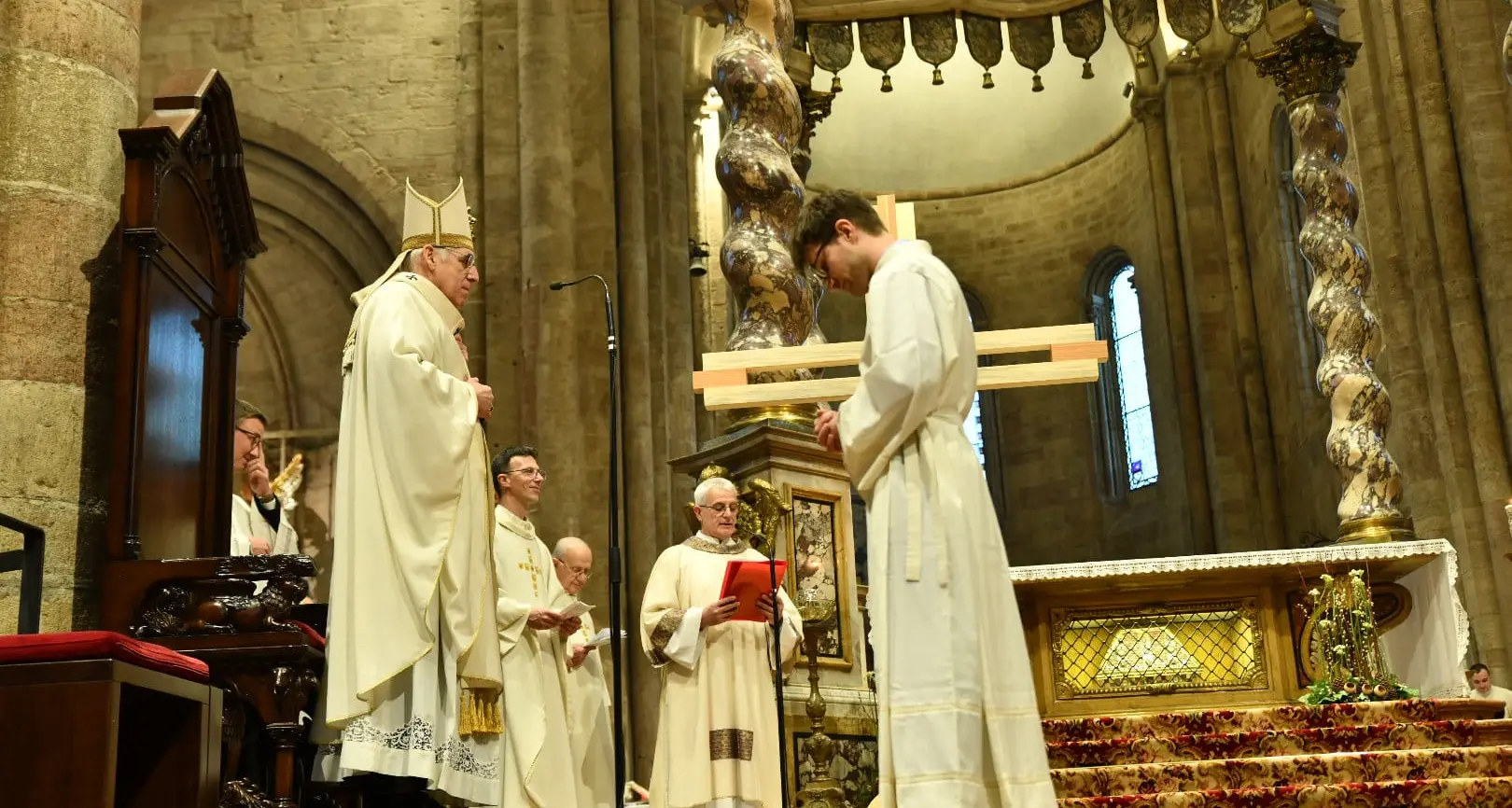 Monsignor Lauro ha ordinato 3 nuovi diaconi: Filippo Zanetti, Federico Mattivi e Valdinei Alves Da Silva