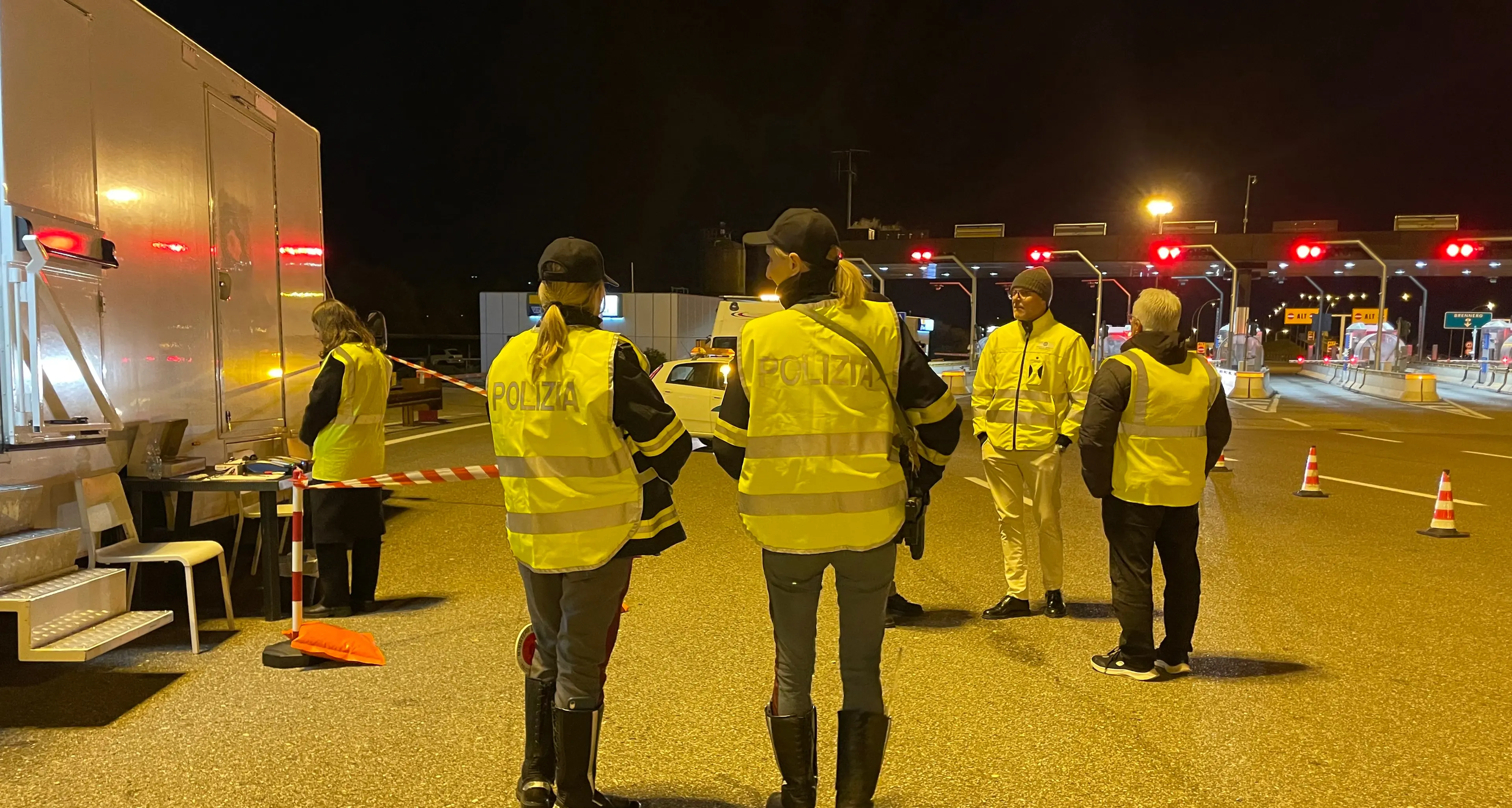 A22, controlli antidroga ai caselli, sei guidatori positivi a cocaina e sostanze sintetiche