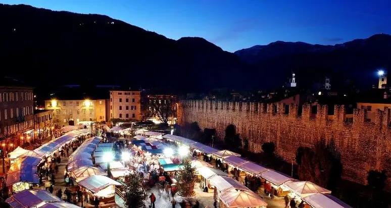 Turismo, numeri da record. E i sindacati vogliono subito il rinnovo del contratto