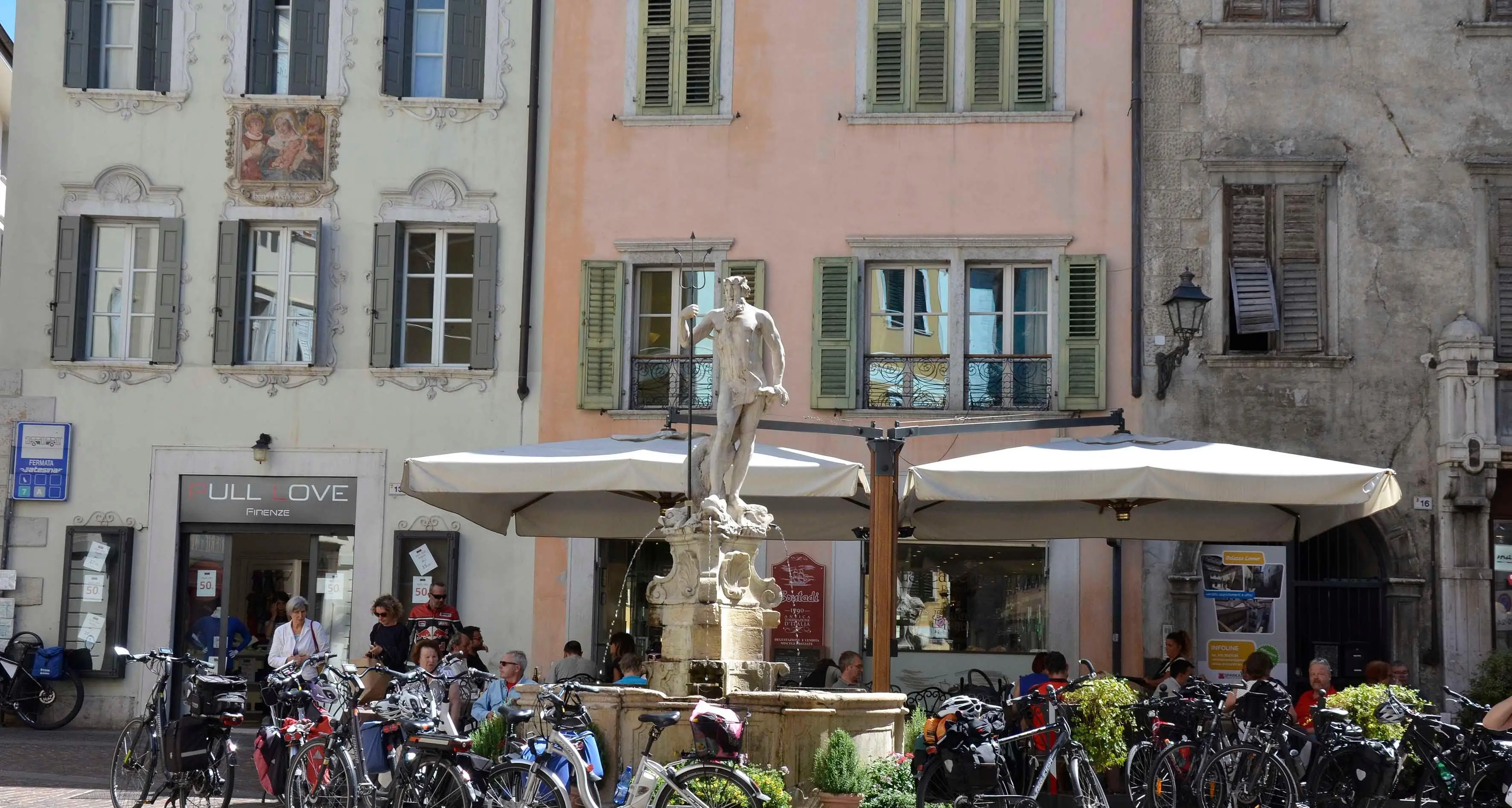 Rovereto, l’assessore Bertolini: «Macché declino, la città è viva. Tirate fuori l’entusiasmo»