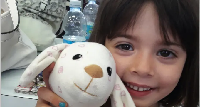 Bimba morta di malaria, nessun colpevole, ma la mamma di Sofia attacca: «ci sono \"non colpevoli\" che sanno di aver sbagliato, ma che lo negano anche a loro stessi»