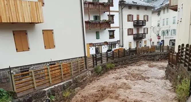 Moena: due nuovi ponti sul Rio Costalunga: saranno mobili, e si potranno alzare di un metro e mezzo in caso di piena