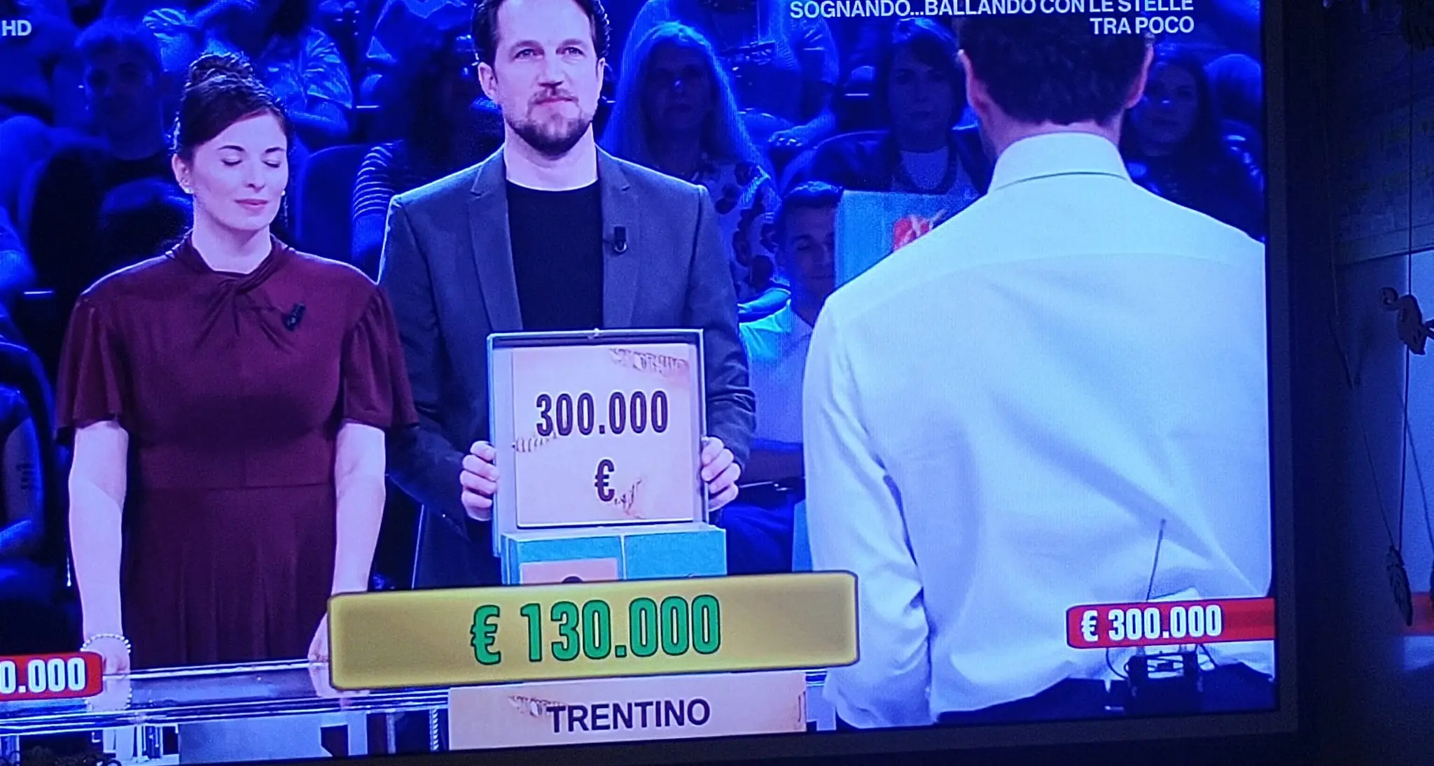 Steven Tomasi rischia e porta a casa 130 mila euro ad “Affari tuoi”