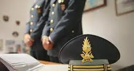 Il testamento è fasullo, la villa sequestrata: indagati un 60enne trentino e un grafologo
