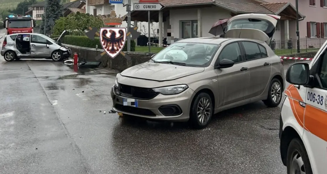 Incidente a Cunevo sulla Sp 67: cinque feriti e soccorsi sul posto
