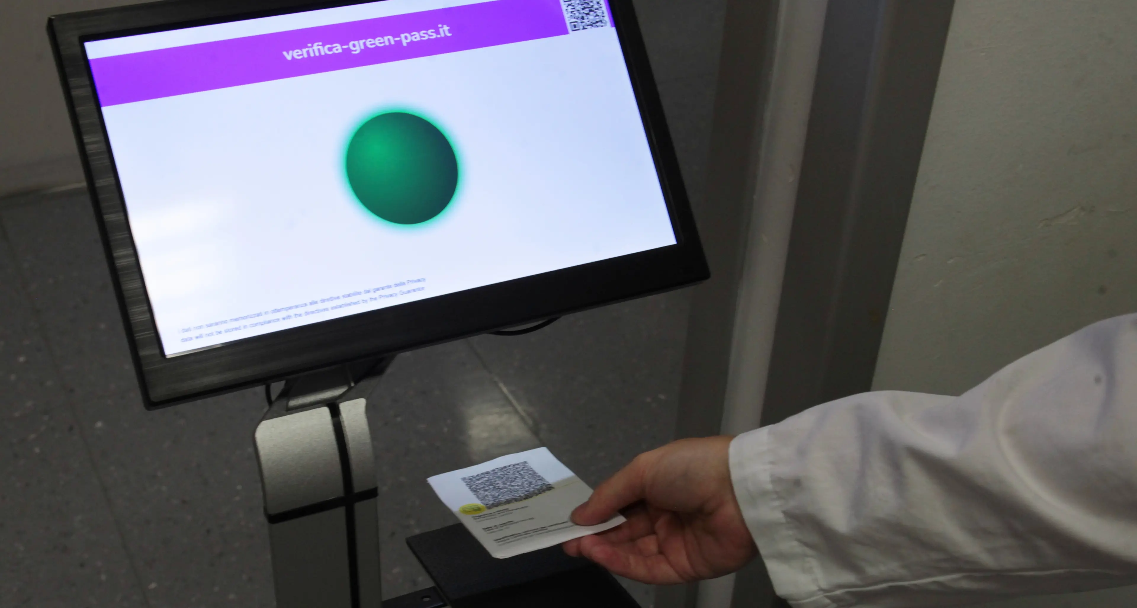 Green pass per tutti (anche per le mense aziendali): ecco la nuova ordinanza di Fugatti