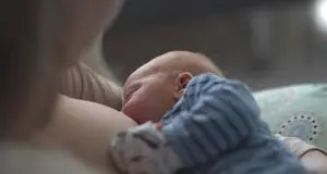 Nel mondo il 48% dei bimbi sotto sei mesi allattato al seno, in Italia 30%: Trento al top