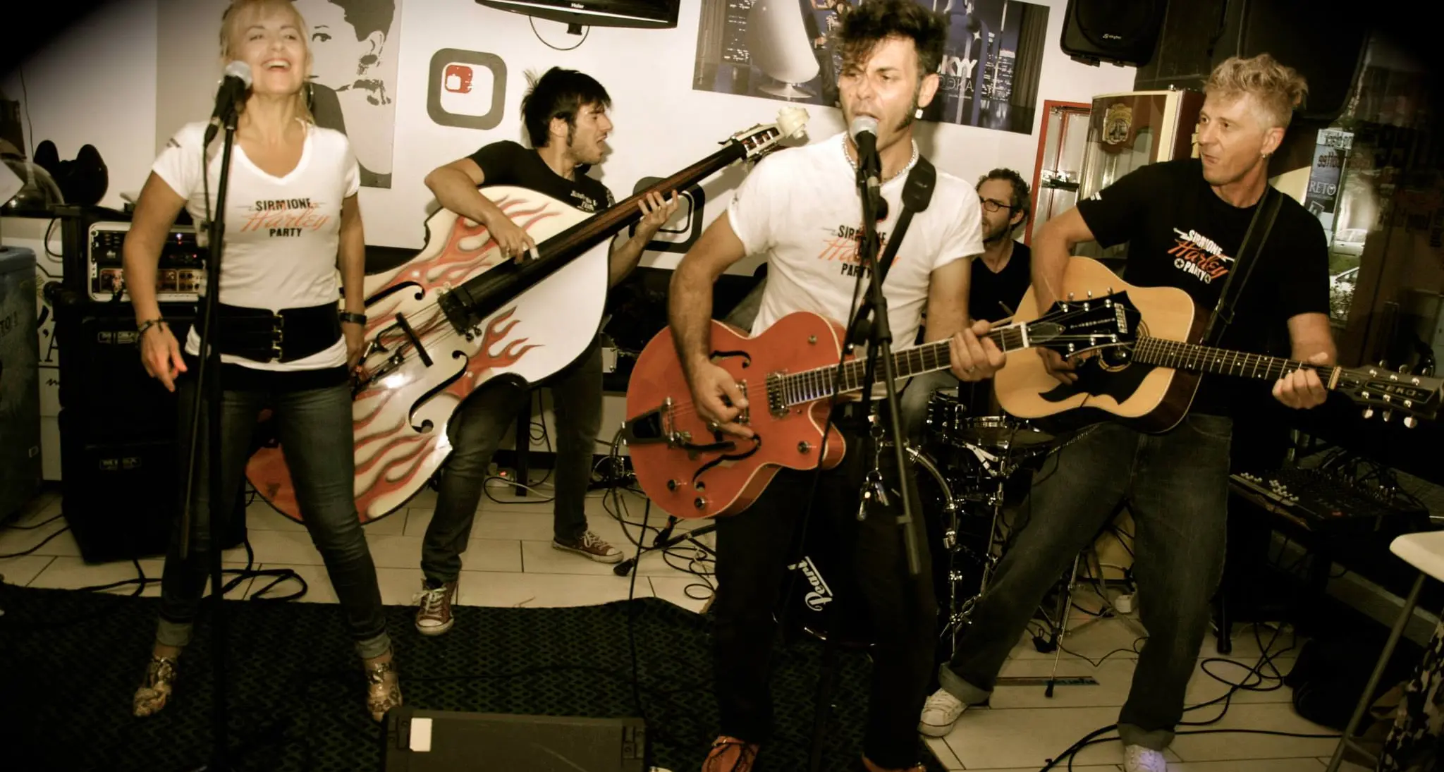 I live a Trento: oggi rock’n’roll con The Icks & Horns, sabato Billy and the Crazy Dogs