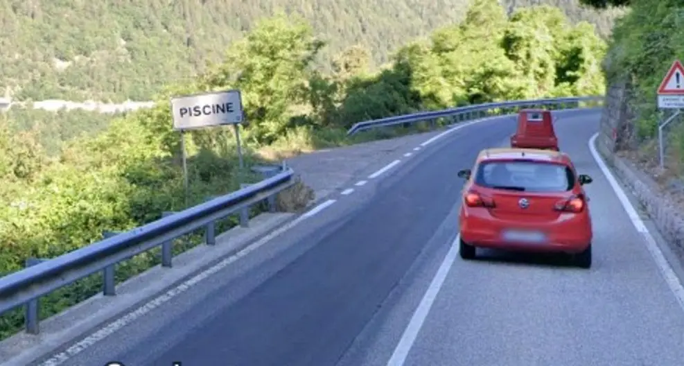 Un comitato locale vuole una nuova strada fra Montesover e Valfloriana (ma la Provincia non ha i fondi per farla)