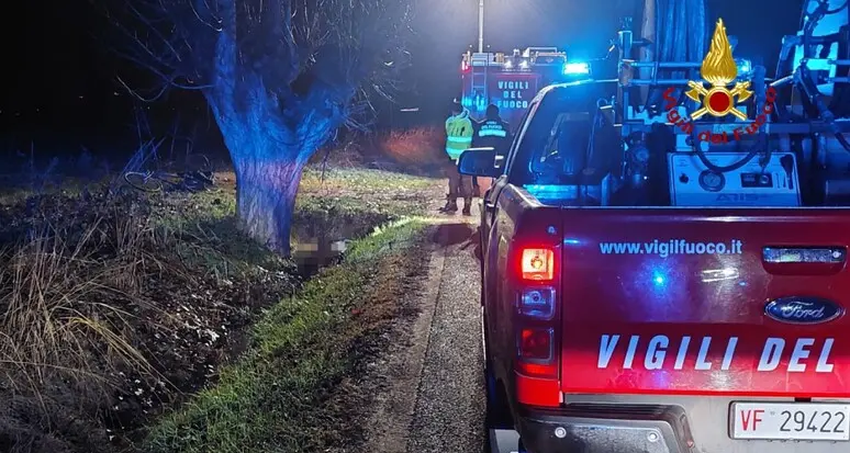 Ciclista trovato morto in un fossato nel Vicentino