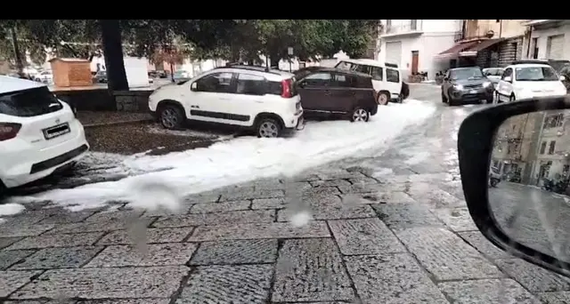 Maltempo: allerta arancione in Lombardia, temporali e grandine al Nord